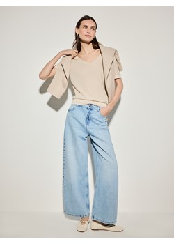 Mohito - Beżowy sweter z metalizowaną nitką - beżowy ze sklepu Mohito w kategorii Swetry damskie - zdjęcie 188851694