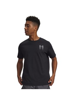 Męski t-shirt z nadrukiem Under Armour UA M Blur Logo SS - czarny ze sklepu Sportstylestory.com w kategorii T-shirty męskie - zdjęcie 188855053