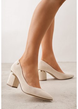 Beżowe Czółenka na Słupku z Wkładką ze Skóry Naturalnej i  Metaliczną Ozdobą Dynaste ze sklepu renee.pl w kategorii Czółenka - zdjęcie 188856624