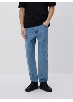 Reserved - Jeansy carrot z efektem sprania - niebieski ze sklepu Reserved w kategorii Jeansy męskie - zdjęcie 188860283