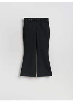 Reserved - Spodnie z ozdobnym paskiem - czarny ze sklepu Reserved w kategorii Spodnie damskie - zdjęcie 188872424