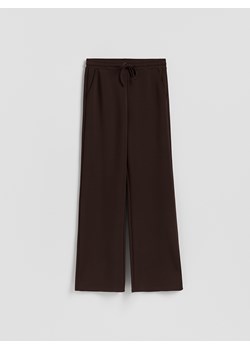 Reserved - Spodnie long leg - ciemnobrązowy ze sklepu Reserved w kategorii Spodnie damskie - zdjęcie 188872500