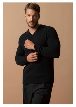 Perfect Cashmere Kaszmirowy sweter "Enzo" w kolorze czarnym ze sklepu Limango Polska w kategorii Swetry męskie - zdjęcie 188881823