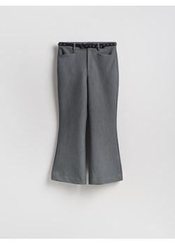Reserved - Spodnie z ozdobnym paskiem - ciemnoszary ze sklepu Reserved w kategorii Spodnie damskie - zdjęcie 188885051