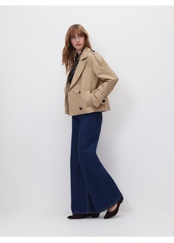 Reserved - Krótki trencz - beżowy ze sklepu Reserved w kategorii Płaszcze damskie - zdjęcie 188887371