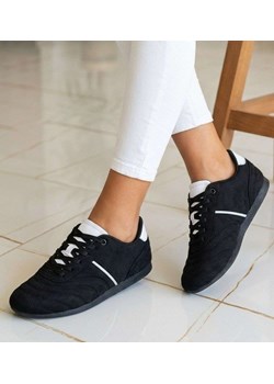 Czarne sneakersy damskie zamszowe /C4-3 18800 W282/ ze sklepu Pantofelek24.pl w kategorii Buty sportowe damskie - zdjęcie 188887763