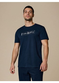 Sinsay - Koszulka z krótkim rękawem - granatowy ze sklepu Sinsay w kategorii T-shirty męskie - zdjęcie 188890231