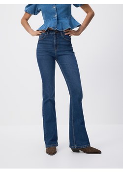 Reserved - Jeansy flare - granatowy ze sklepu Reserved w kategorii Jeansy damskie - zdjęcie 188893490