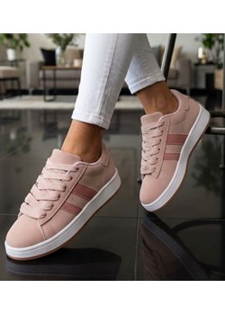 Pastelowe sznurowane trampki damskie Różowe /E6-2 18819 W385/ ze sklepu Pantofelek24.pl w kategorii Trampki damskie - zdjęcie 188894961