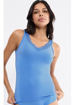 Triumph podkoszulek damski Feel of Modal 10221637-005J, Kolor niebieski, Rozmiar S, Triumph ze sklepu Primodo w kategorii Podkoszulki i halki - zdjęcie 188895371
