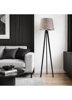Drewniana lampa stojąca na trzech nogach CURACAO do nowoczesnego salonu ze sklepu Lysne w kategorii Lampy podłogowe - zdjęcie 188895984