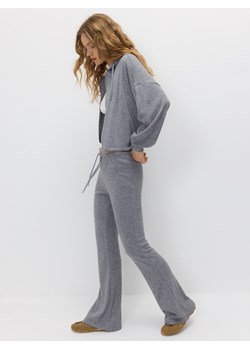 Reserved - Spodnie flare z wiskozą - ciemnoszary ze sklepu Reserved w kategorii Spodnie damskie - zdjęcie 188906484