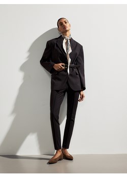 Reserved - Spodnie z przeszyciem - brązowy ze sklepu Reserved w kategorii Spodnie damskie - zdjęcie 188907301