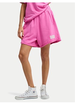 Billabong Szorty sportowe So Typical EBJFB03004 Różowy Loose Fit ze sklepu MODIVO w kategorii Szorty - zdjęcie 188913792