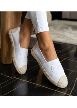 Materiałowe białe półbuty espadryle /E6-2 18724 T283/ ze sklepu Pantofelek24.pl w kategorii Espadryle damskie - zdjęcie 188917922