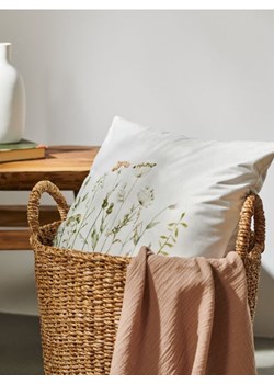 Sinsay - Poszewka na poduszkę z motywem kwiatowym - kremowy ze sklepu Sinsay w kategorii Poszewki na poduszki - zdjęcie 188921433