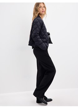 Mohito - Wiosenna kurtka - granatowy ze sklepu Mohito w kategorii Kurtki damskie - zdjęcie 188928343