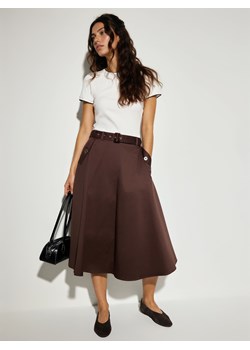 Mohito - Brązowa spódnica midi z paskiem - ciemnobrązowy ze sklepu Mohito w kategorii Spódnice - zdjęcie 188928460