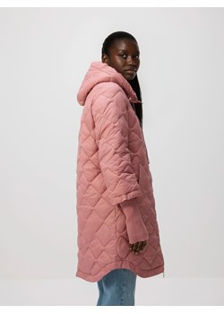 Reserved - Długa kurtka z kapturem - brudny róż ze sklepu Reserved w kategorii Kurtki damskie - zdjęcie 188929841