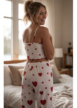 Piżama damska dwuczęściowa w serduszka VALLENTINA, Kolor biało-czerwony, Rozmiar S, Passion ze sklepu Primodo w kategorii Piżamy damskie - zdjęcie 188931760