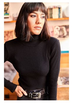 Olalook Sweter w kolorze czarnym ze sklepu Limango Polska w kategorii Swetry damskie - zdjęcie 188951173