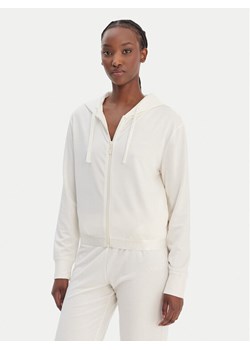 Guess Bluza O6GQ01 KCQP2 Écru Regular Fit ze sklepu MODIVO w kategorii Bluzy damskie - zdjęcie 188952912