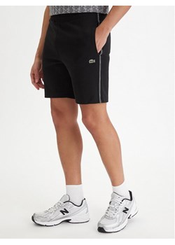 Lacoste Szorty sportowe GH0886 Czarny Regular Fit ze sklepu MODIVO w kategorii Spodenki męskie - zdjęcie 188953110