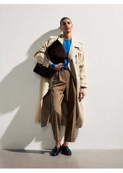 Reserved - Dwurzędowy trencz z paskiem - beżowy ze sklepu Reserved w kategorii Płaszcze damskie - zdjęcie 188954730