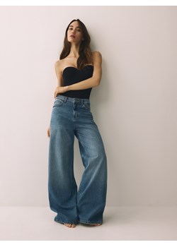 Reserved - Body z modulowanymi miseczkami - czarny ze sklepu Reserved w kategorii Body damskie - zdjęcie 188955904