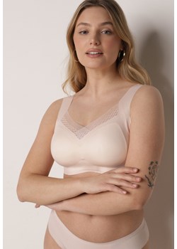 Beżowy Biustonosz Sportowy z Siateczką i Usztywnionymi Miseczkami Zerirae ze sklepu born2be.pl w kategorii Biustonosze - zdjęcie 188957732