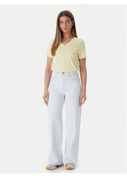 Calvin Klein Jeans T-Shirt Archive LV047B205G Żółty Regular Fit ze sklepu MODIVO w kategorii Bluzki damskie - zdjęcie 188960351