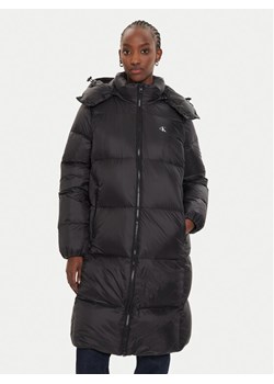 Calvin Klein Jeans Kurtka puchowa J20J224109 Czarny Regular Fit ze sklepu MODIVO w kategorii Kurtki damskie - zdjęcie 188962621