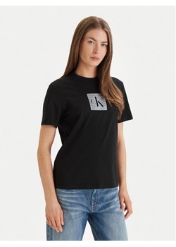 Calvin Klein Jeans T-Shirt LV047F819G Czarny Classic Fit ze sklepu MODIVO w kategorii Bluzki damskie - zdjęcie 188965090