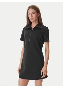 Calvin Klein Sukienka codzienna LV044F207G Czarny Regular Fit ze sklepu MODIVO w kategorii Sukienki - zdjęcie 188965172