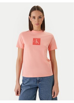 Calvin Klein Jeans T-Shirt LV047F819G Pomarańczowy Classic Fit ze sklepu MODIVO w kategorii Bluzki damskie - zdjęcie 188967720