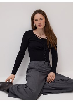 Reserved - Sweter z wiązaniem - czarny ze sklepu Reserved w kategorii Bluzki damskie - zdjęcie 188970382