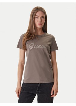 Guess T-Shirt W6GI08 K3023 Brązowy Regular Fit ze sklepu MODIVO w kategorii T-shirty męskie - zdjęcie 188979701