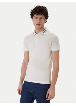 Guess Polo M6GP66 K3070 Biały Slim Fit ze sklepu MODIVO w kategorii T-shirty męskie - zdjęcie 188979712