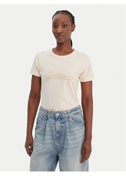 Guess T-Shirt W6GI08 K3023 Pomarańczowy Regular Fit ze sklepu MODIVO w kategorii Bluzki damskie - zdjęcie 188979724