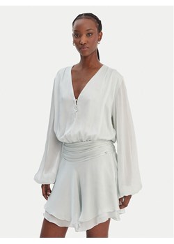 Guess Sukienka koktajlowa W6GK46 W1931 Zielony Regular Fit ze sklepu MODIVO w kategorii Sukienki - zdjęcie 188979744