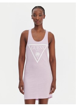 Guess Sukienka plażowa E3GP03 JA914 Fioletowy Regular Fit ze sklepu MODIVO w kategorii Odzież plażowa - zdjęcie 188979780