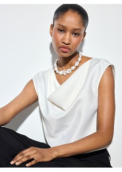 Mohito - Satynowa bluzka - kremowy ze sklepu Mohito w kategorii Bluzki damskie - zdjęcie 188980392