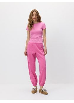 Reserved - T-shirt slim fit - różowy ze sklepu Reserved w kategorii Bluzki damskie - zdjęcie 188981402