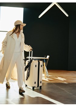 Reserved - Joggery z modalem - beżowy ze sklepu Reserved w kategorii Spodnie damskie - zdjęcie 188981920