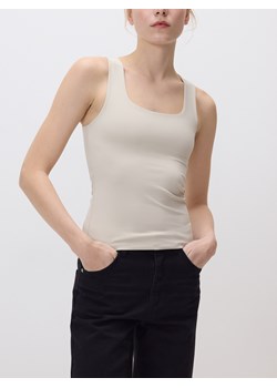 Reserved - Gładki top - beżowy ze sklepu Reserved w kategorii Bluzki damskie - zdjęcie 188985784