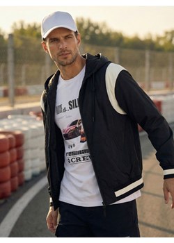 Sinsay - Kurtka bomberka z kapturem - czarny ze sklepu Sinsay w kategorii Kurtki męskie - zdjęcie 188986591