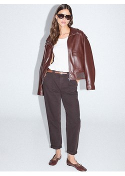 Mohito - Jeansy chino slim z paskiem - ciemnobrązowy ze sklepu Mohito w kategorii Jeansy damskie - zdjęcie 188997060
