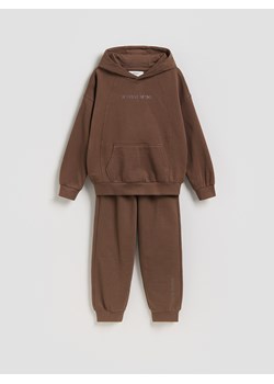 Reserved - Bawełniany komplet - ciemnobrązowy ze sklepu Reserved w kategorii Spodnie chłopięce - zdjęcie 188997241