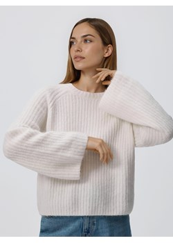 Reserved - Sweter z wełną i moherem - złamana biel ze sklepu Reserved w kategorii Swetry damskie - zdjęcie 188998062