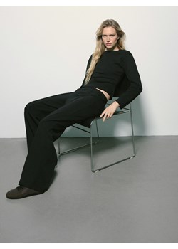 Reserved - Spodnie z szeroką nogawką - czarny ze sklepu Reserved w kategorii Spodnie damskie - zdjęcie 188998433